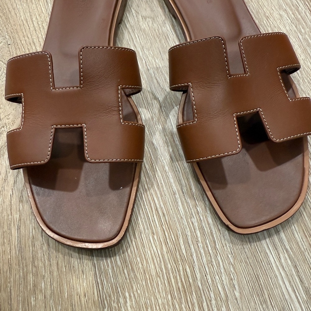 Hermes Oran Sandals - Picture 4 of 14